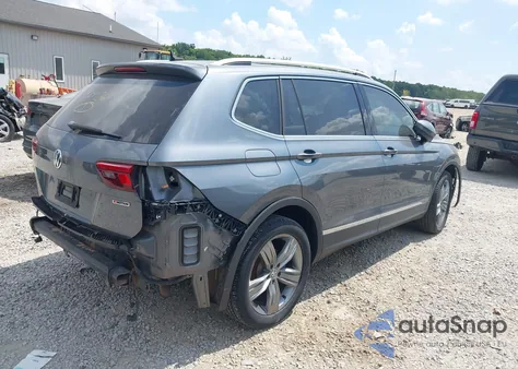 2019 Volkswagen Tiguan 2.0T Sel Premium/2.0T Sel Premium R-Line из США, поврежденный, VIN 3VV4B7AX0KM007628